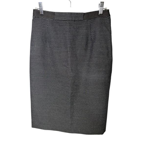Jigsaw Dresses & Skirts - JIGSAW Australia Black & White Textured Knit Pencil Skirt Size 8 Professional